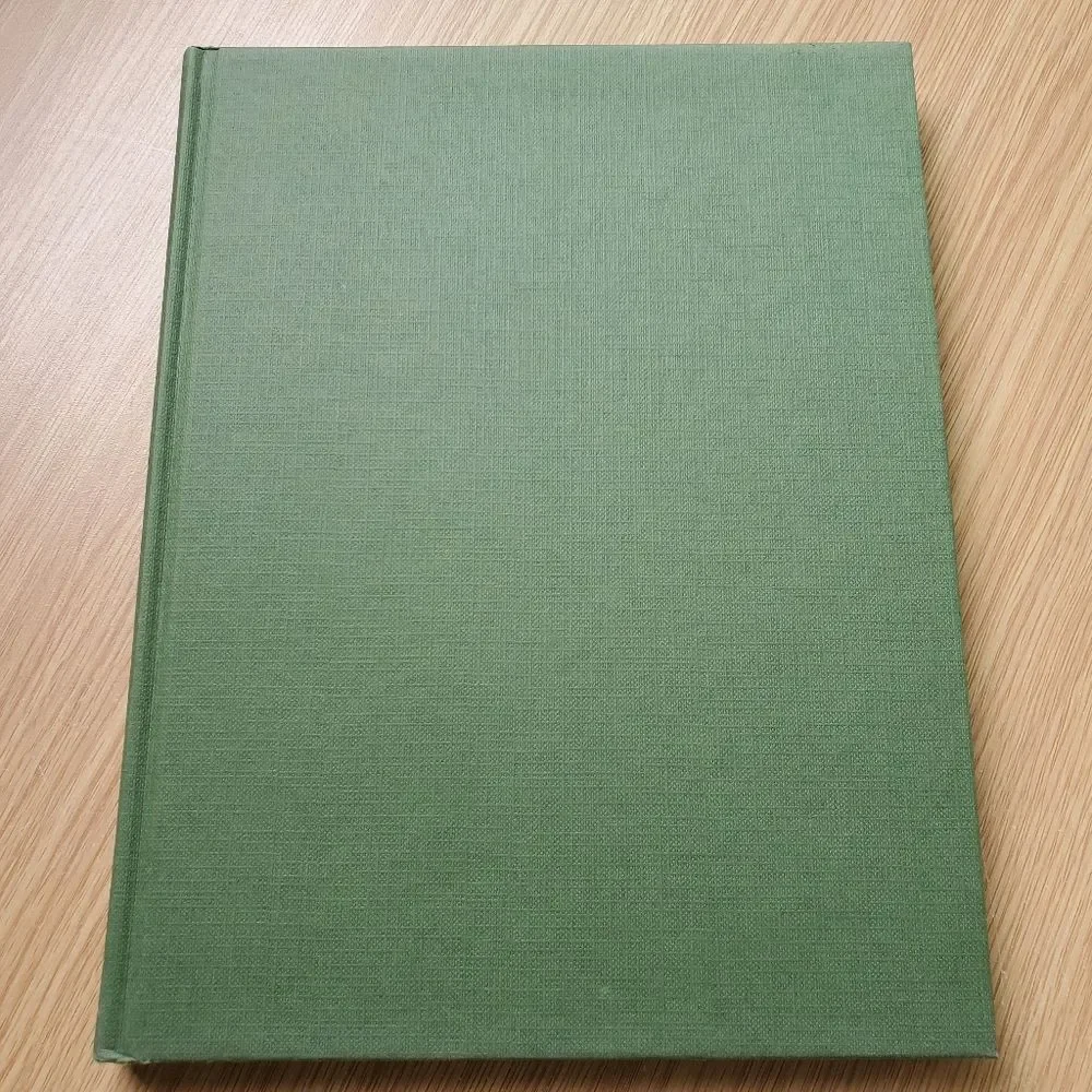 Vintage Foliage for Year Round Colour Hardcover Coffee Table Decor‎ Book